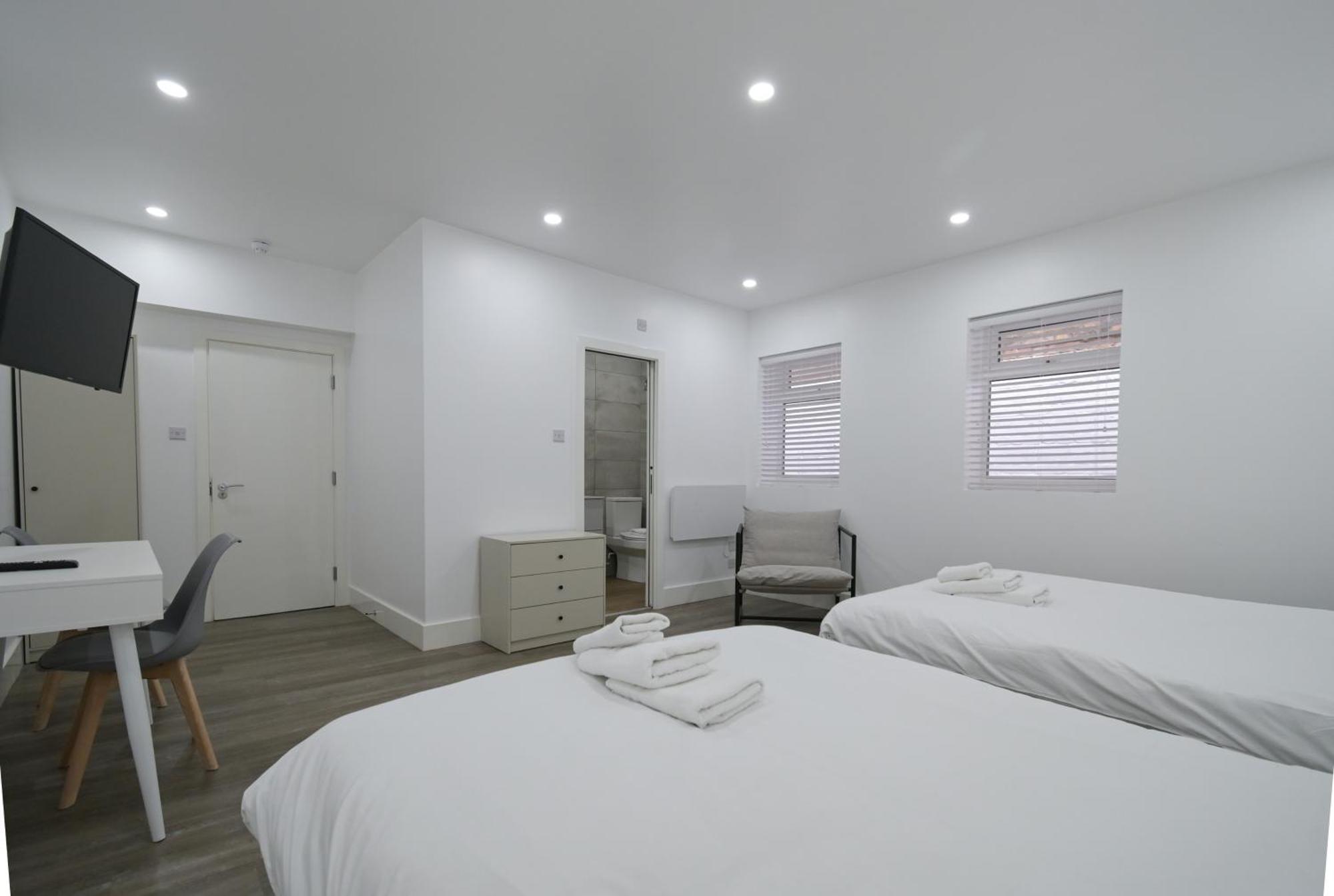 Charlotte Street Rooms By News Hotel Лондон Экстерьер фото