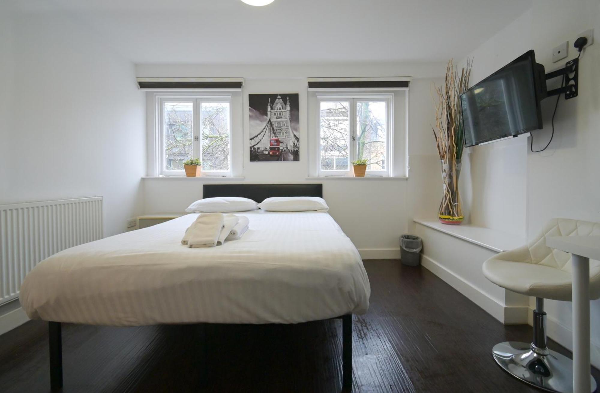 Charlotte Street Rooms By News Hotel Лондон Экстерьер фото