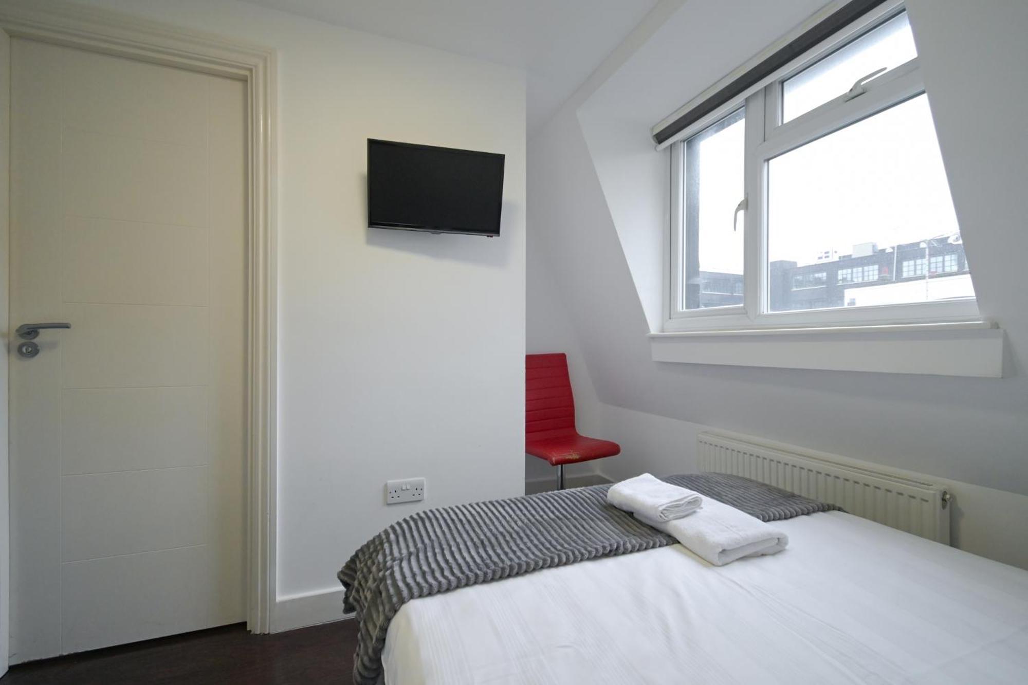 Charlotte Street Rooms By News Hotel Лондон Экстерьер фото